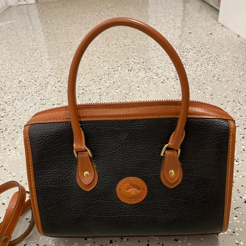 Dooney & Bourke HandBag